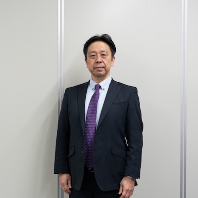 河口氏